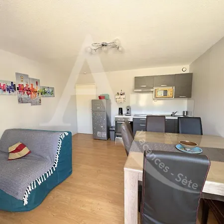 Apartment En Rdc, 2 Chambres, Res Avec Piscine, Quartier Port De *