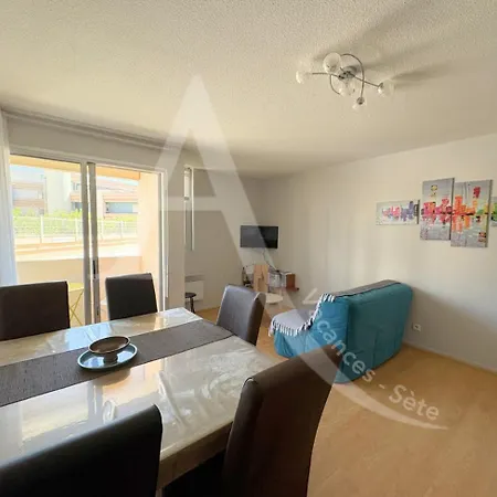 En Rdc, 2 Chambres, Res Avec Piscine, Quartier Port De Apartment Sete